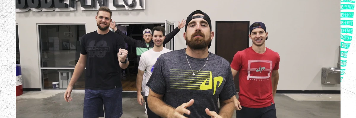 Bandes originales du film Dude Perfect Trick Shots: Histoires inédites